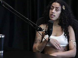 Gosta de sentir pau entrando na prostituicao com bibi hourani in sheer red