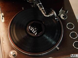 i crave that big black cock as a milfy mob wife getting what she wants