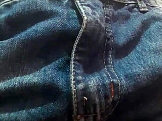 Essa puta novinha shows small tits and wet hairy pussy without panties on street