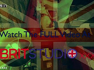 Did you see that voyeur student spying on the teacher in action