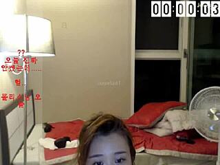 Bagel Soo, tease me with your Korean striptease moves