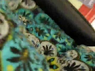 i'm strolling without panties in the supermarket