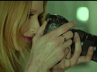 univers dolls kelly and lance start a phototherapy session with doryann marguet. it turns into intense anal ass-licking and twink action in this 1on1 excerpt.