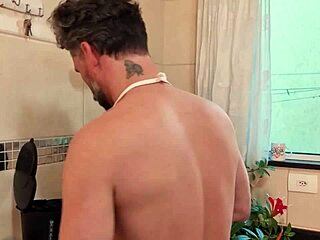 fui cozinhar pra minha vizinha e filha dela mas acabei lambendo e comendo as duas na cozinha completa no sheer red