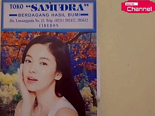 准备看我骚模特用香蕉自慰抠逼在加州吗？