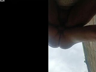 Oh! Casi Nos Descubren Follando a Vecina Mexicana al Aire Libre. Latina BBW Squirts from Outdoor Doggystyle and Creampie!