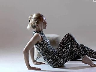 russian hot hairy gymnast rita mochalkina spreads flexible legs in gym