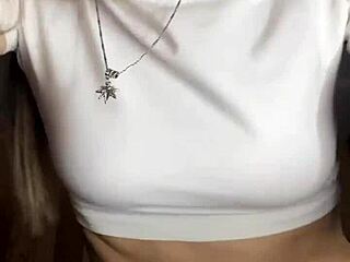 Russian Teen 18+ Performs Dancing on Bigo Platform