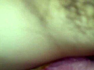 Hey check out this voyeur clip of chich vo action