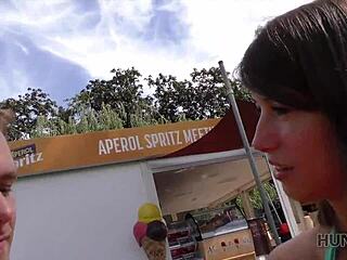 年轻捷克骚货为钱户外后入肛交绿帽老公围观