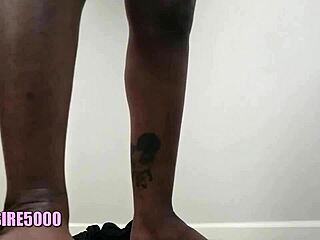 Twerking house wife with big ass curvy ebony fat homemade milf small waist sexy moves.