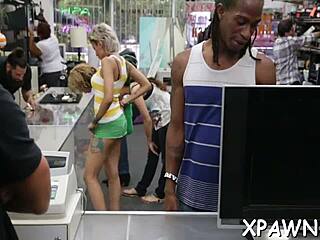 suck it, exhibitionist amateur