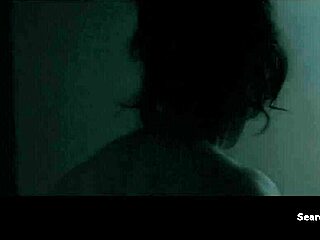 朱丽叶·比诺什能驾驭《Elles》名人裸戏吗？