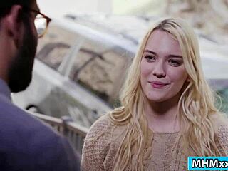 Kenna James Seduces Voyeur with Deep Kisses and Blonde Babe Blowjob Action!