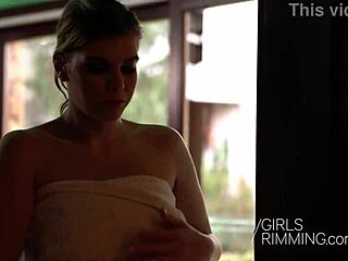 Curvy babes rim asses in hardcore anal black friday bang!