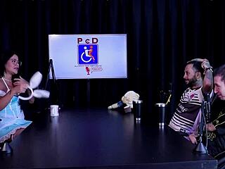 Casal Kobra enjoys real putaria with big sack and cock hitting the pussy. Tifany Rocha Swing Cast uses plug in ass and 69 on Sheer Red.