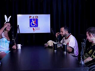 Casal Kobra enjoys real putaria with big sack and cock hitting the pussy. Tifany Rocha Swing Cast uses plug in ass and 69 on Sheer Red.