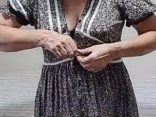 Look at innocent little 18+ year old me getting naughty in homemade video