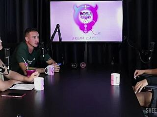 Val Mineirinha和Bruna Carlos Bora Cast红色透明内衣热辣合集