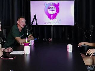 compilados da val mineirinha no bora cast com bruna carlos... sheer red lingerie heat!