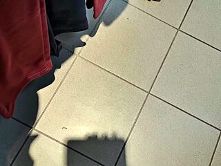 Italian stepmom flashes ass pussy in dressing room