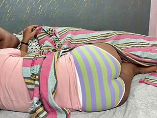 i shared the bed with my muslim stepsis and fucked her hard