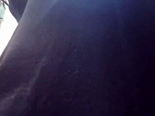 意大利后妈试衣间闪屁股小穴