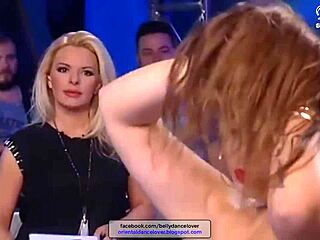 mallu aunty shakes big boobs in teasing indian sex dance