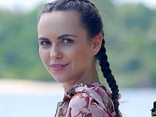 two hot ukrainian milfs jana bubu & elina strip & tease 😍🔥