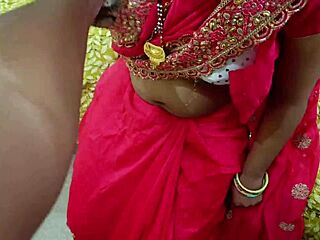 Newlywed Housewife Rides Stepbrother Cowgirl in Bedroom Creampie