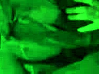 女主人April戴假屌监狱女霸三人审讯