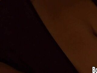 顺从女同奴隶屁股被女王狠烙印