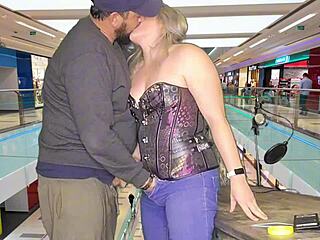 Public Mall Fuck Everyone Sees