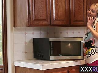 cutest lesbian aaliyah love fucks big ass milf cherie deville's pussy