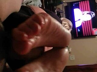 wifey gives bomb footjob in shoes no cum plz comments