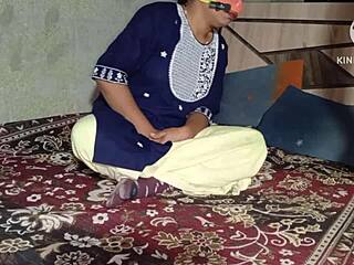 step sister indian desi chudai sex video in dorm