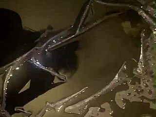 curvy mommy in pantyhose pisses outside flashing cameltoe