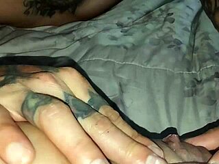 dulcevaginaspro's latina housewife fingers milf vagina while sucking neighbor's cock