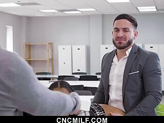 A Freeuse Office Milf Gets Fucked Doggy While Working Hardcore