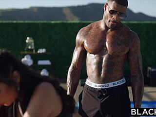 gianna devours bbc deep at gym