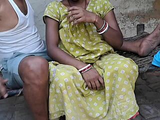 south indian aunty gets fucked hard 😈🍑