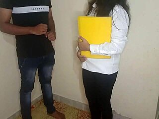 secretary chudi boss office bathroom for salary hike dirty hindi voice