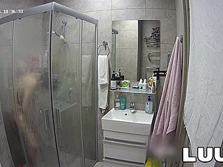 Luuv Kareflore Films Her Amateur Homemade Shower Tease for Fans