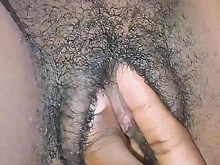 en-chan's three finger clit technique makes her drip!