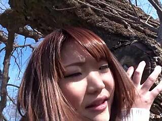 嘿，害羞日本处女18+户外野战聊骚超刺激？